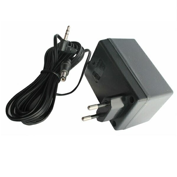 03043001 Battery charger for lift