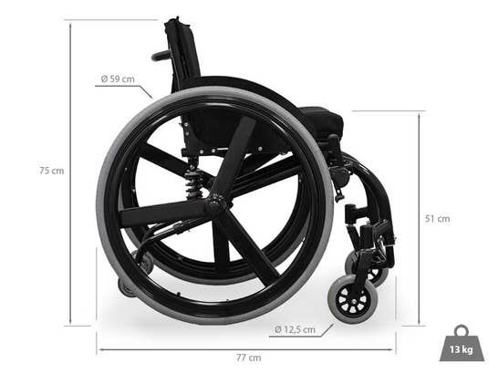 sedia a rotelle sportiva