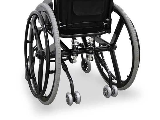 sedia a rotelle sportiva