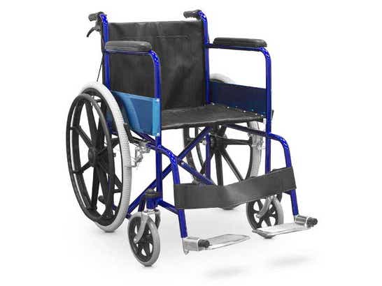 Carrozzina pieghevole in acciaio con freni