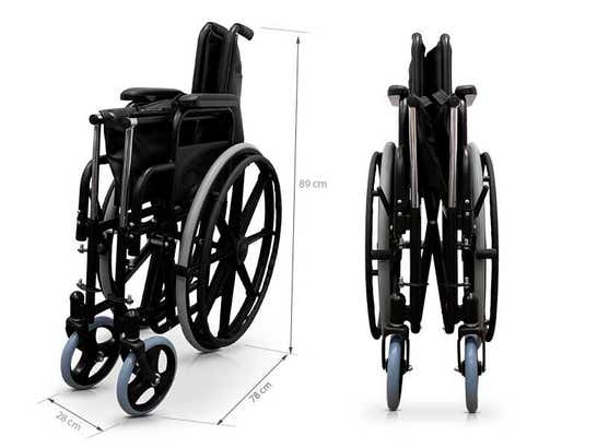 Carrozzina con riposapiedi alzabili, pieghevole ausilio per disabili