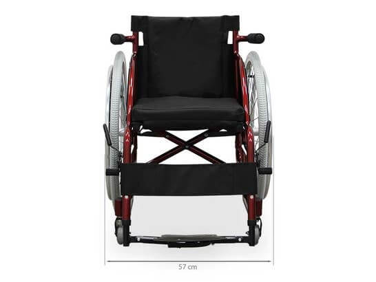 Carrozzina sportiva pieghevole ausilio per disabili