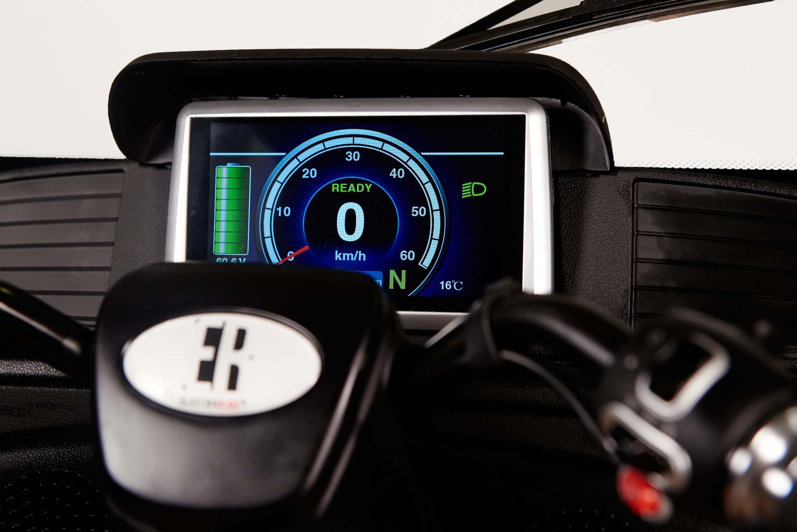 Electroride Pixi - Veicolo Elettrico Compatto per Due Persone ausilio per disabili