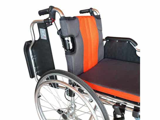 Sedia a rotelle superleggera (Alluminio) KEROS