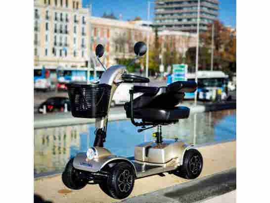 Scooter elettrico Libercar Cruiser per persone con disabilità e mobilità ridotta