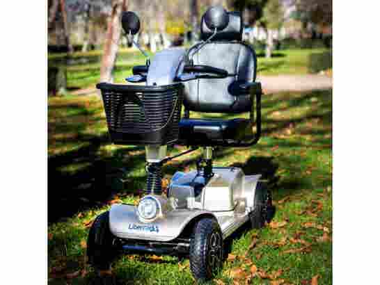 Scooter elettrico Libercar Cruiser per persone con disabilità e mobilità ridotta