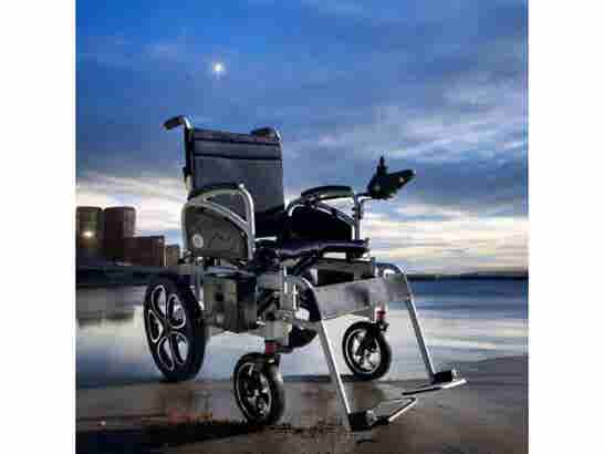 Carrozzina elettrica pieghevole Libercar Elba