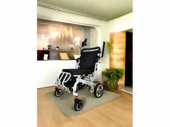 Carrozzina elettrica pieghevole Libercar Gala