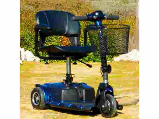 Scooter elettrico a 3 ruote Libercar Lithium per persone con disabilità e mobilità ridotta