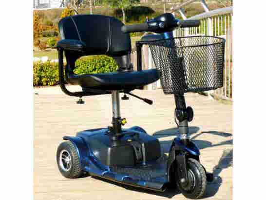 Scooter elettrico a 3 ruote Libercar Lithium per persone con disabilità e mobilità ridotta