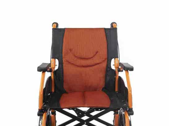 Sedia a rotelle pieghevole in alluminio 41 cm, colore arancione e nero