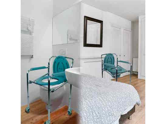 Sedia WC in acciaio con ruote, altezza regolabile, Mod. Molle, argento