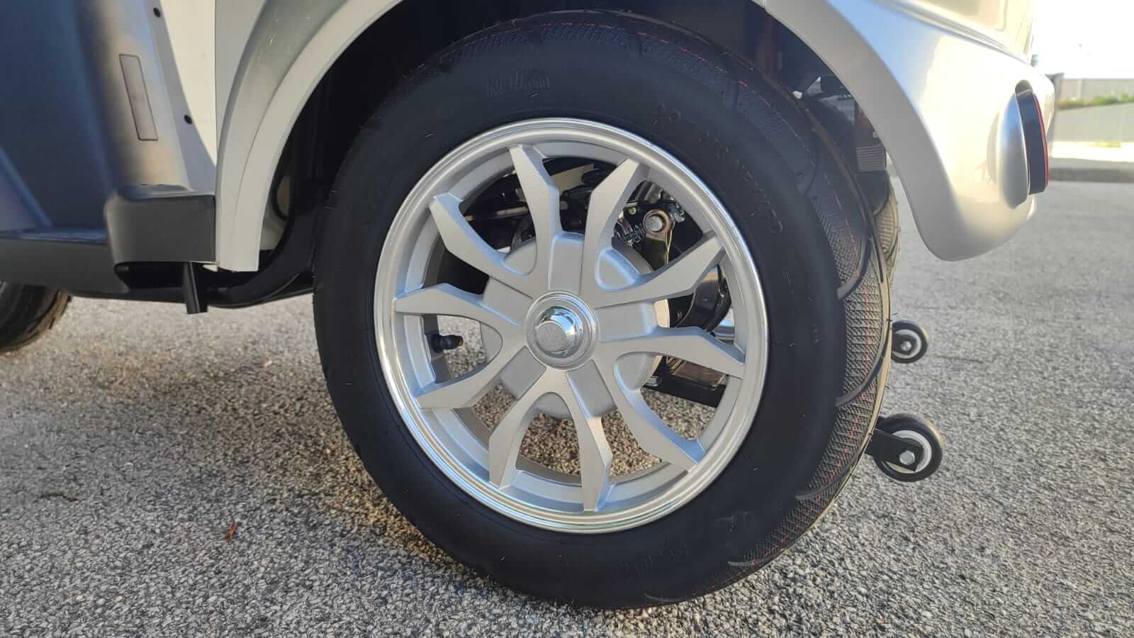 Scooter Elettrico Trimax 1000W 60V ausilio per disabili