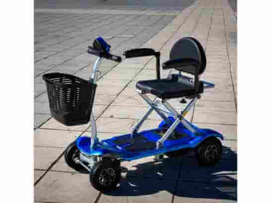 Scooter elettrico Libercar Bravo per persone con disabilità e mobilità ridotta ausilio per disabili