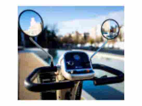 Scooter elettrico Libercar Cruiser per persone con disabilità e mobilità ridotta ausilio per disabili