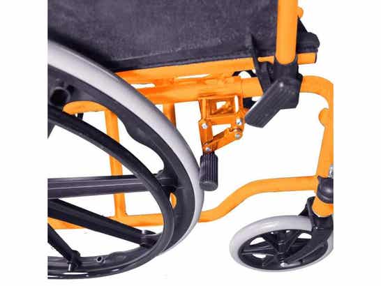 Sedia a rotelle pieghevole Giralda Premium ausilio per disabili