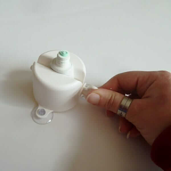 Strizzatubetti ad una mano Allmobility ausilio per disabili