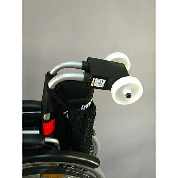 Carica carrozzine in auto ausilio per disabili