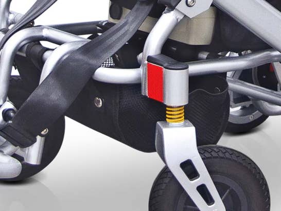 Carrozzina pieghevole elettrica PRO ULTRALIGHT ausilio per disabili