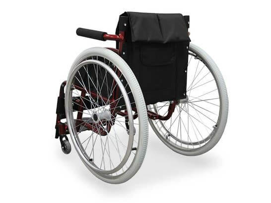 Carrozzina sportiva pieghevole ausilio per disabili