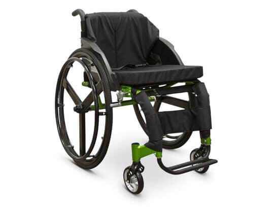 Sedia a rotelle per praticare sport ausilio per disabili